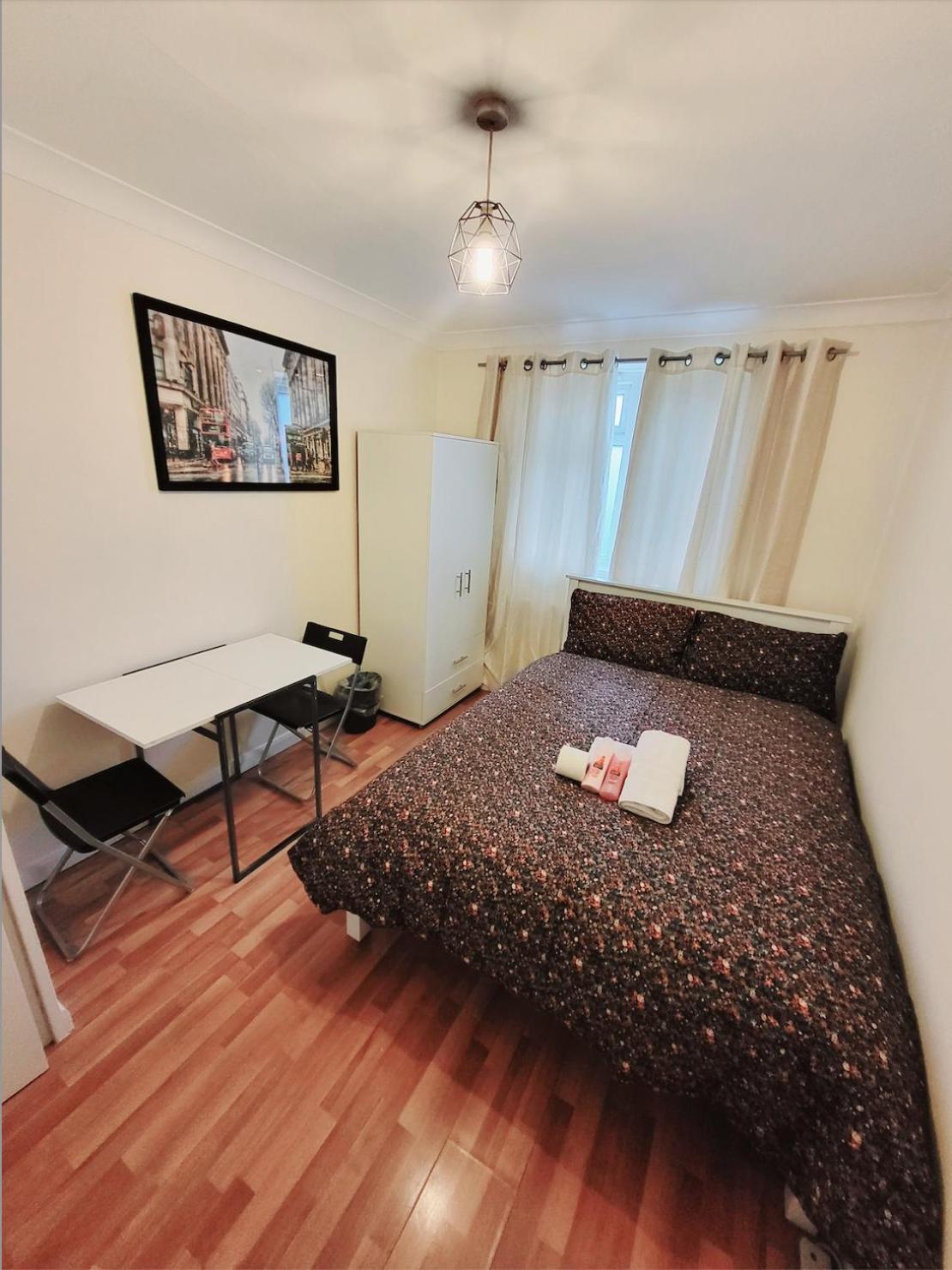 Huge And Affordable 3 Bedroom Flat In Hammersmith For 7 People With Welcome Breakfast Londyn Zewnętrze zdjęcie